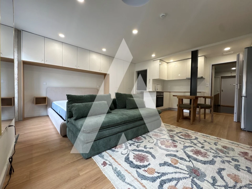 Apartamento para Venda em Cedofeita, Santo Ildefonso, Sé, Miragaia, São Nicolau e Vitória Foto 1