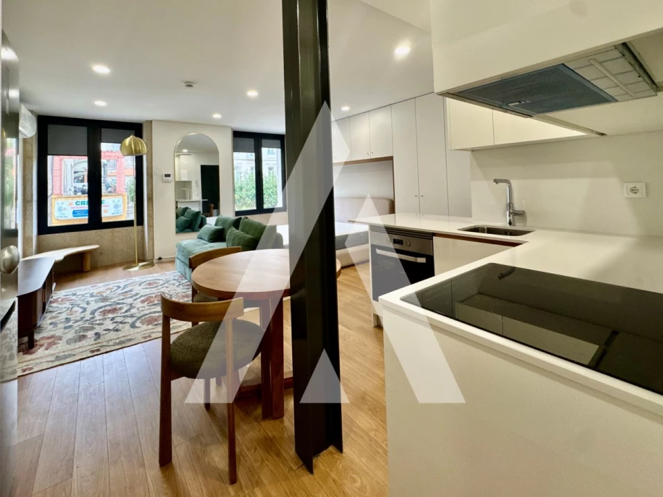 Apartamento para Venda em Cedofeita, Santo Ildefonso, Sé, Miragaia, São Nicolau e Vitória Foto 3
