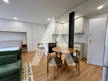 Apartamento para Venda em Cedofeita, Santo Ildefonso, Sé, Miragaia, São Nicolau e Vitória