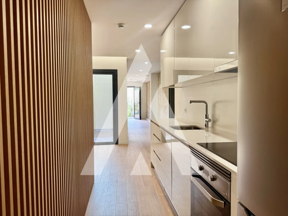 Apartamento T1 para Venda em Cedofeita, Santo Ildefonso, Sé, Miragaia, São Nicolau e Vitória Foto 27