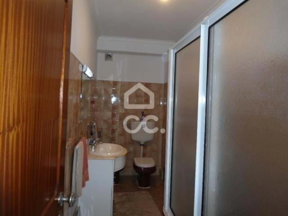 Apartamento T4 para Venda em Corroios Foto 28