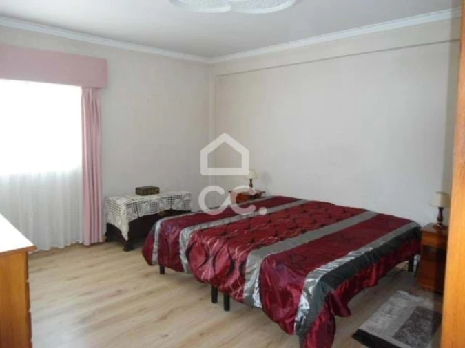 Apartamento T4 para Venda em Corroios Foto 17