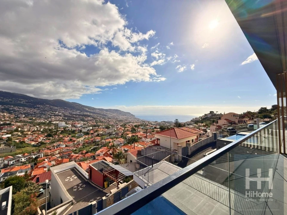 Moradia T3 para Venda em Santo Antonio Foto 32