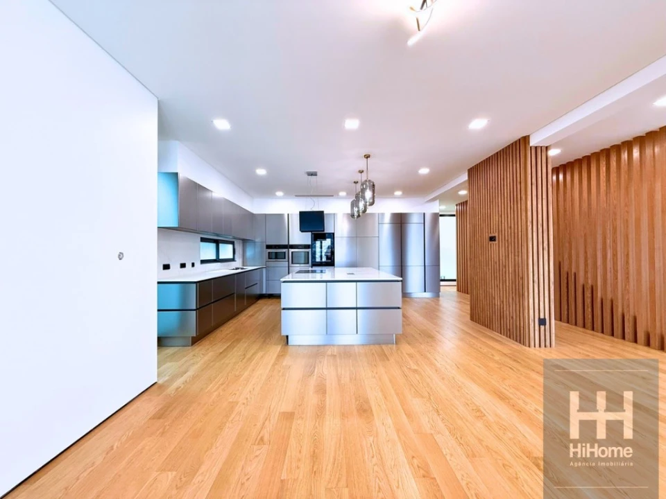 Moradia T3 para Venda em Santo Antonio Foto 12