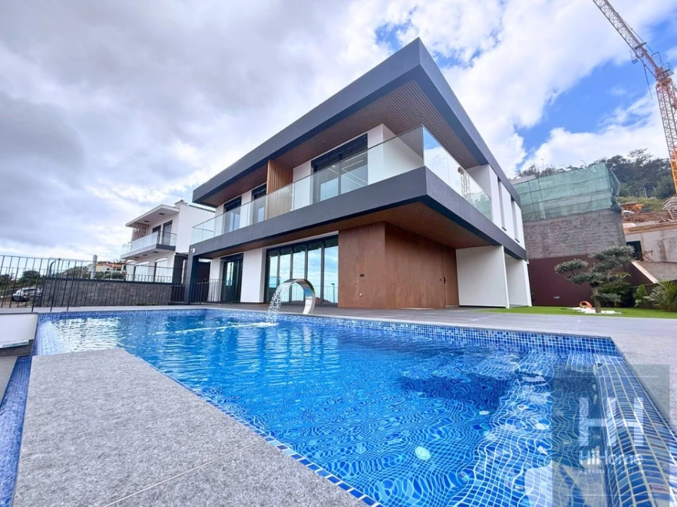 Moradia T3 para Venda em Santo Antonio Foto 42