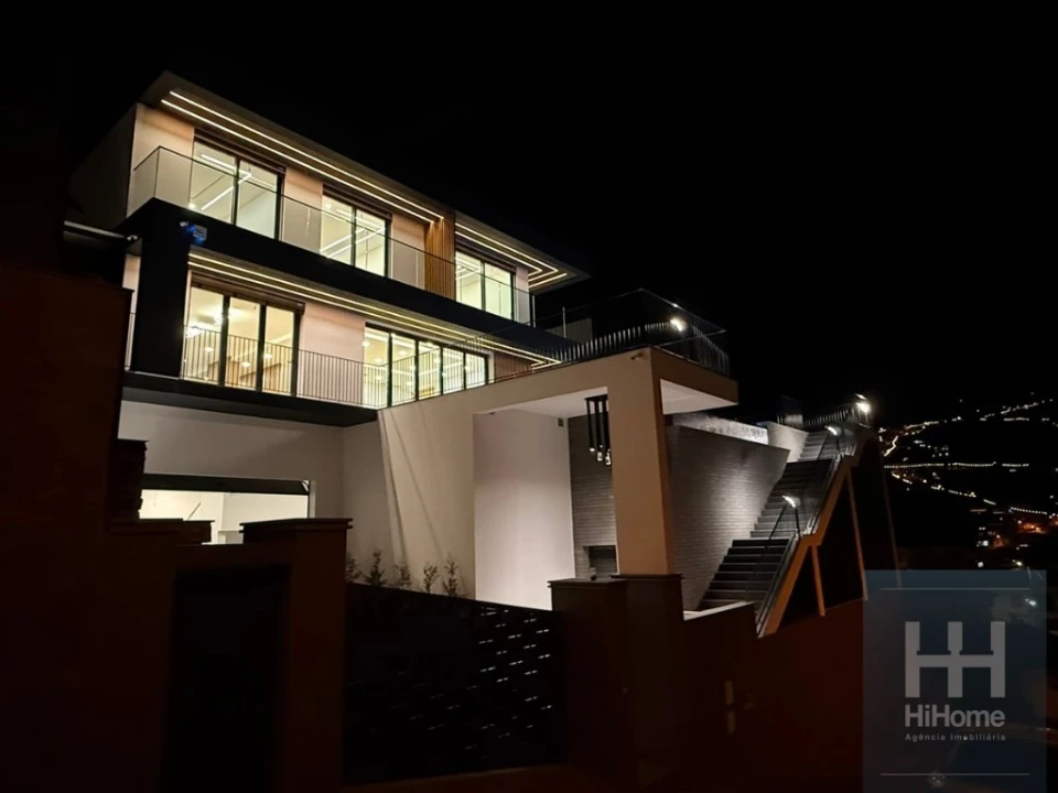 Moradia T3 para Venda em Santo Antonio Foto 51