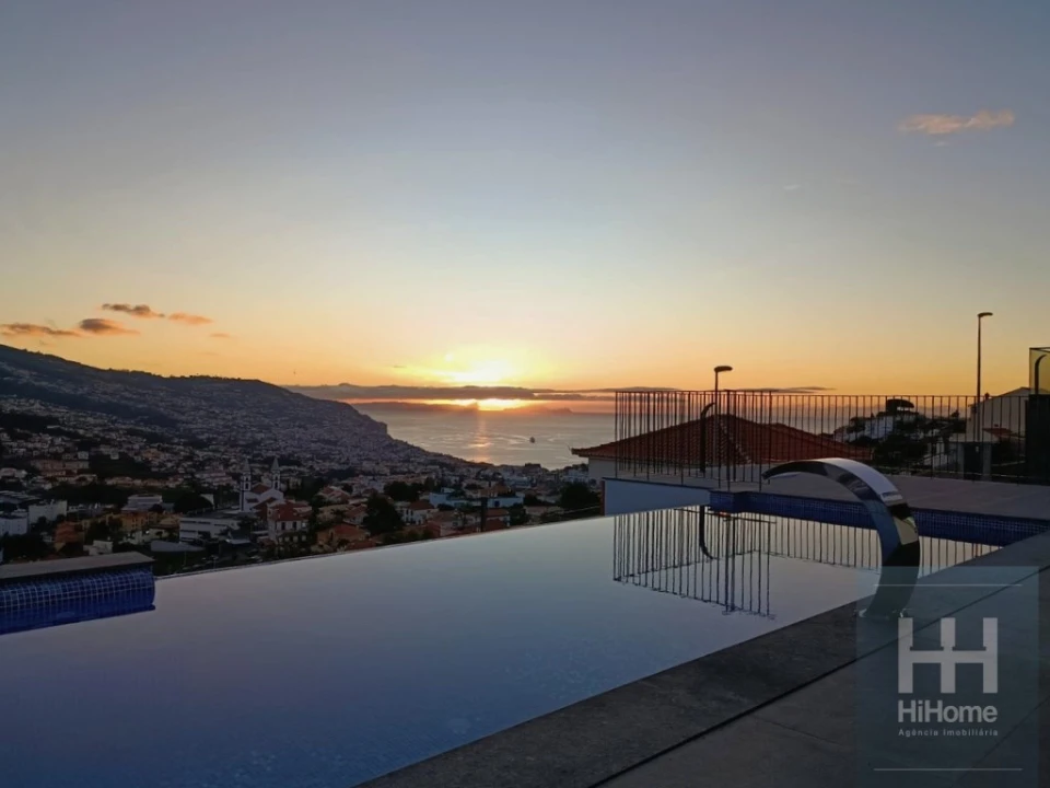 Moradia T3 para Venda em Santo Antonio Foto 67