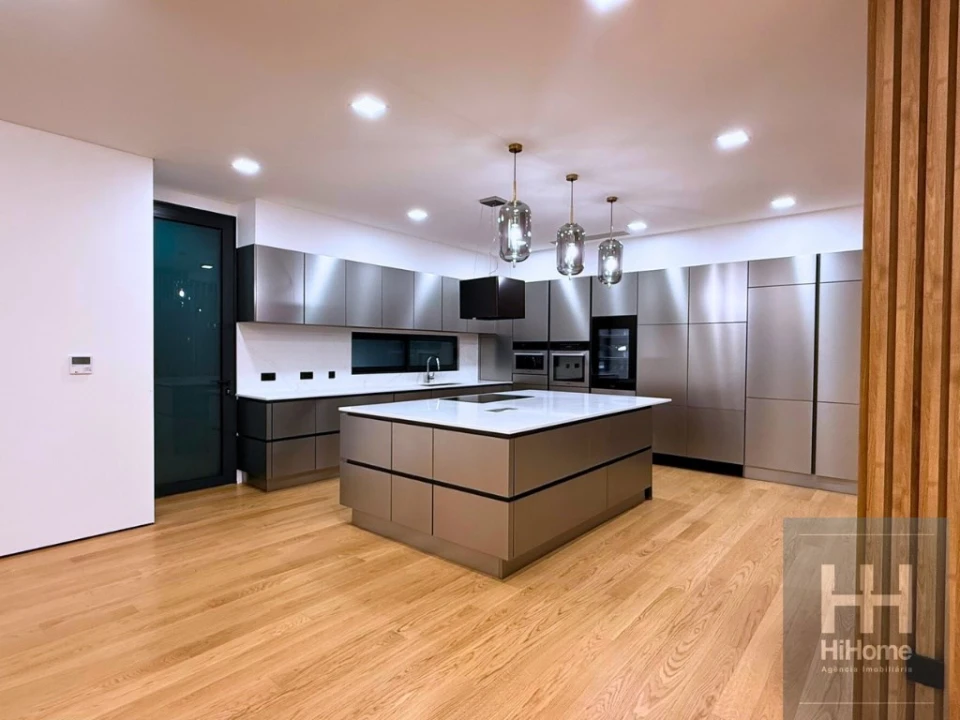 Moradia T3 para Venda em Santo Antonio Foto 74