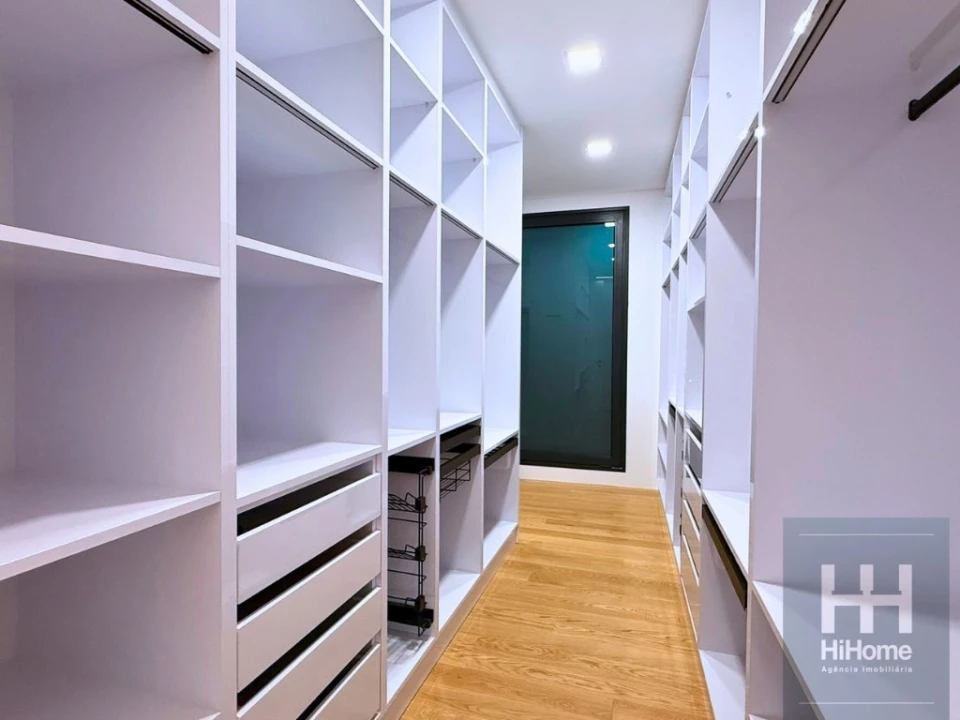 Moradia T3 para Venda em Santo Antonio Foto 88