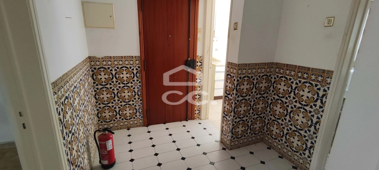 Apartamento T2 para Venda em Almada, Cova da Piedade, Pragal e Cacilhas Foto 1