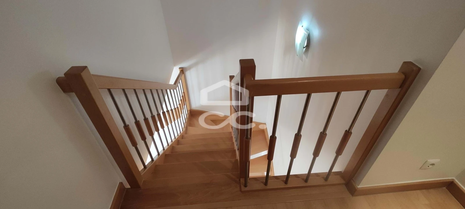 Apartamento T3 para Venda em Charneca de Caparica e Sobreda Foto 11