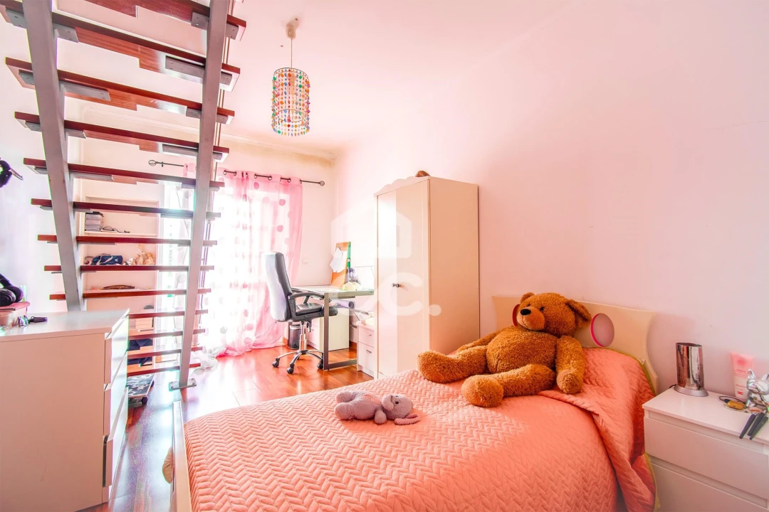 Moradia T3 para Venda em Charneca de Caparica e Sobreda Foto 7