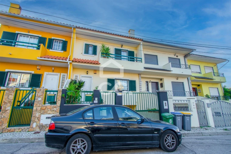 Moradia T3 para Venda em Charneca de Caparica e Sobreda Foto 21