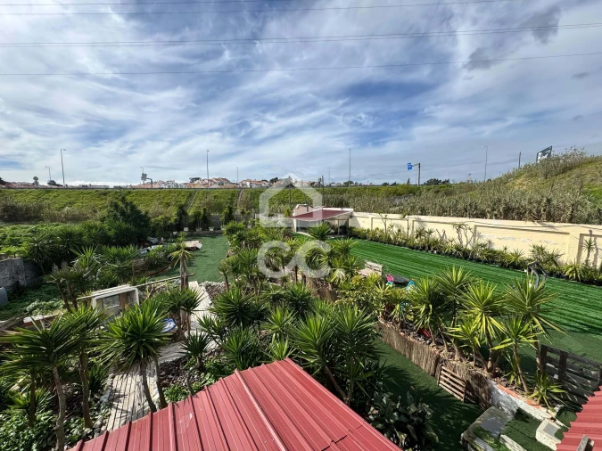 Terreno para Venda em Charneca de Caparica e Sobreda