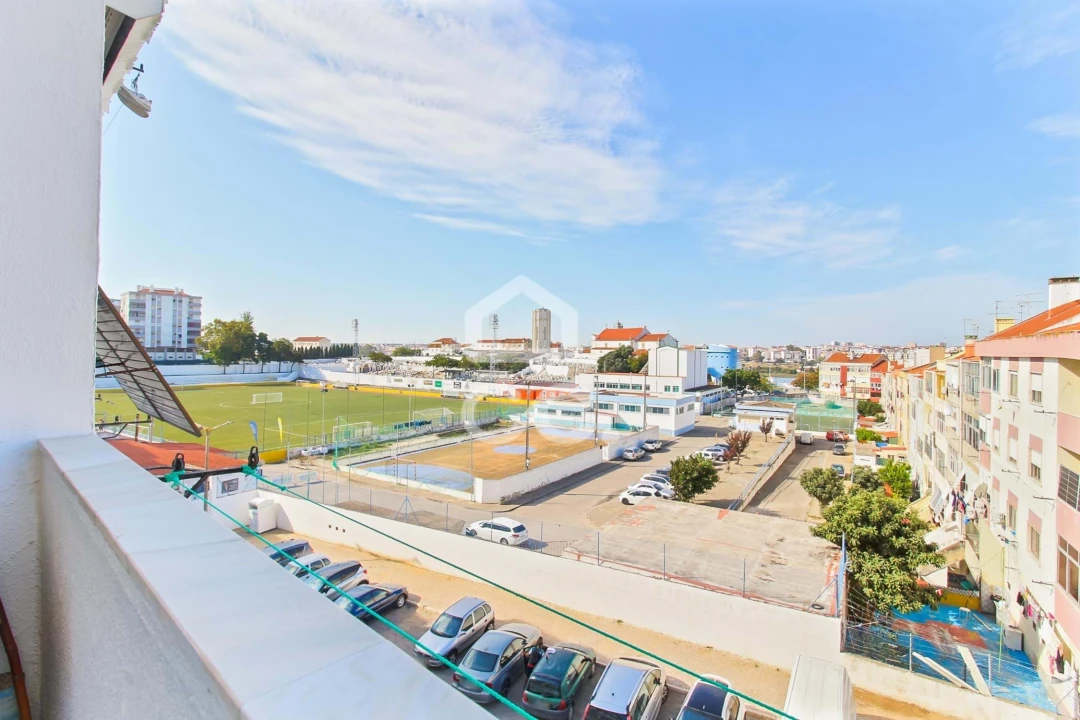 Apartamento T2 para Venda em Seixal Foto 14