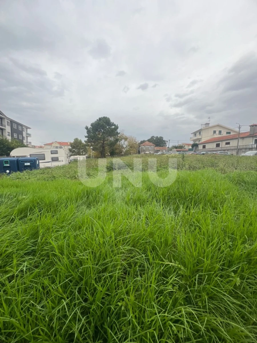 Terreno para Venda em Esmoriz Foto 2