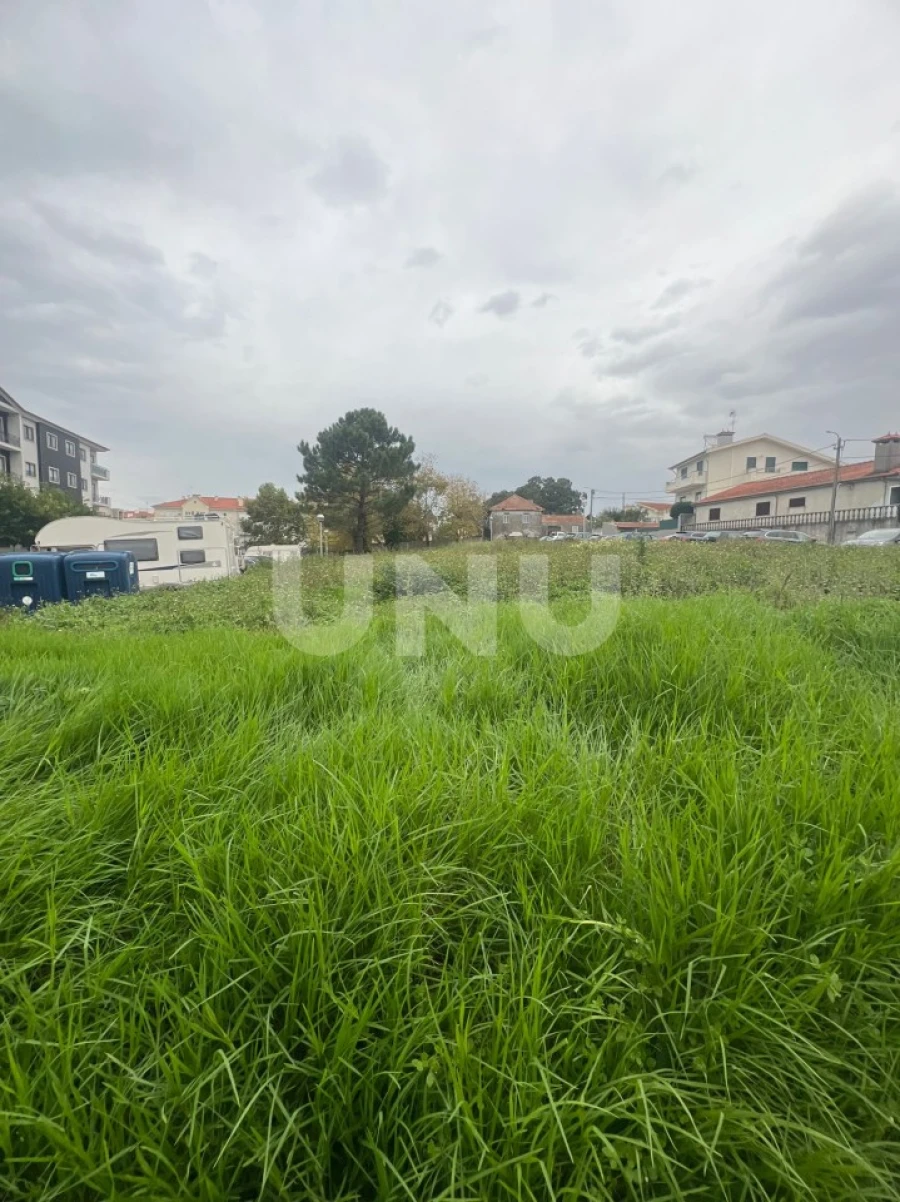 Terreno para Venda em Esmoriz Foto 2