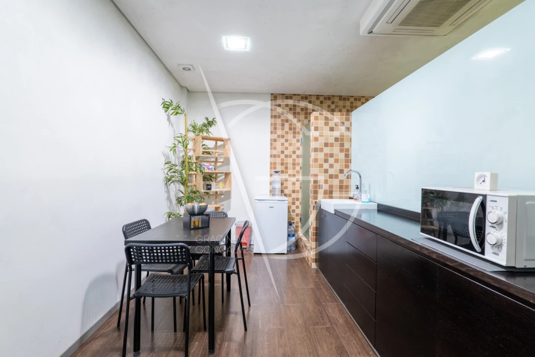 Loja para Venda em Santa Marinha e São Pedro da Afurada Foto 20