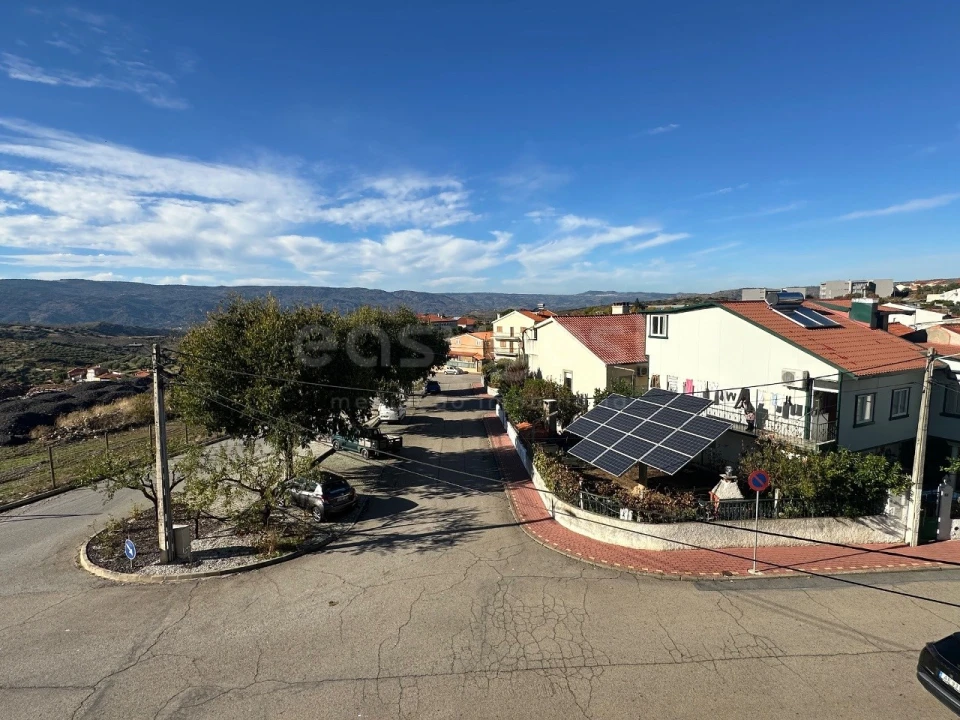 Moradia T5 para Venda em Torre de Moncorvo Foto 17