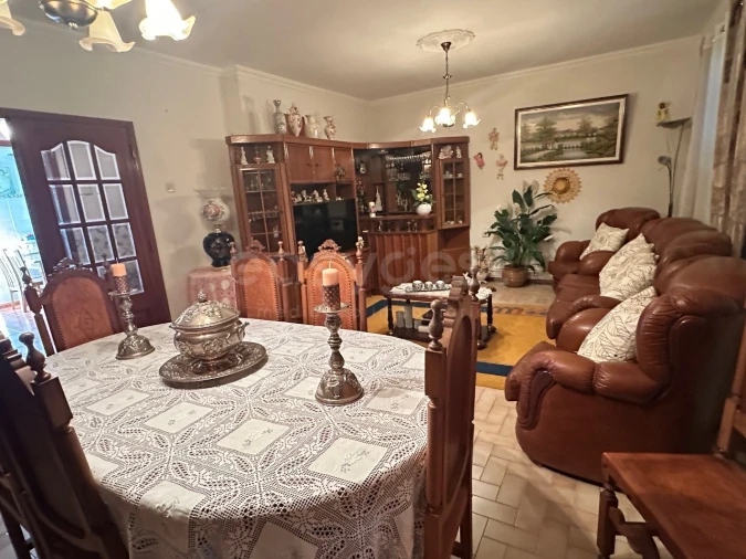 Moradia T5 para Venda em Torre de Moncorvo Foto 7