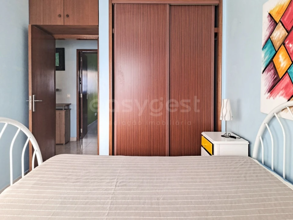 Apartamento T3 para Arrendamento em Conceição e Cabanas de Tavira Foto 17