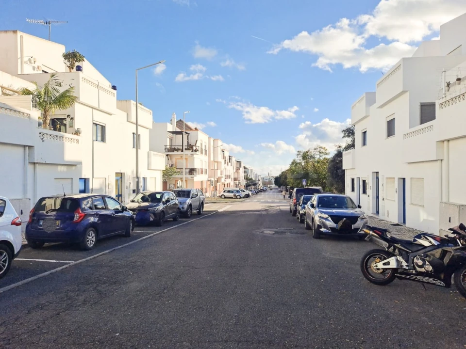 Apartamento T3 para Arrendamento em Conceição e Cabanas de Tavira Foto 27