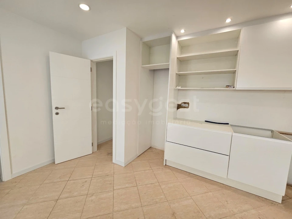 Moradia T3 para Venda em Estômbar e Parchal Foto 14