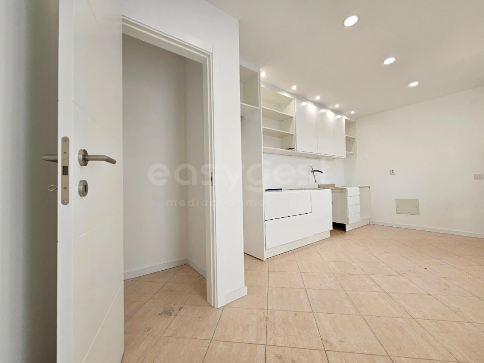 Moradia T3 para Venda em Estômbar e Parchal Foto 15