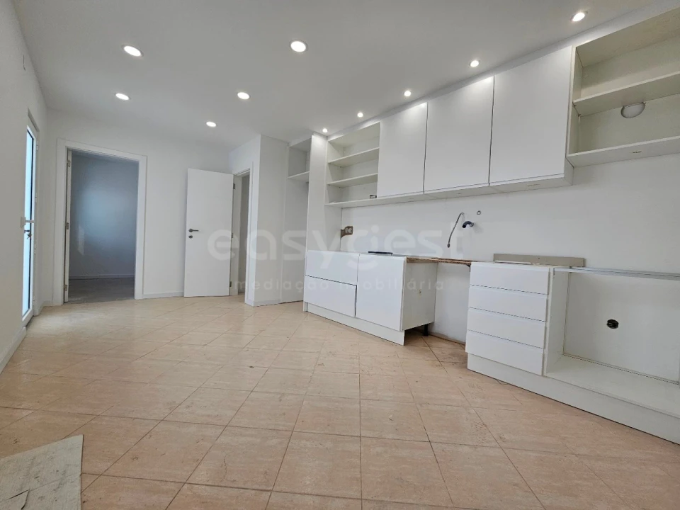 Moradia T3 para Venda em Estômbar e Parchal Foto 17