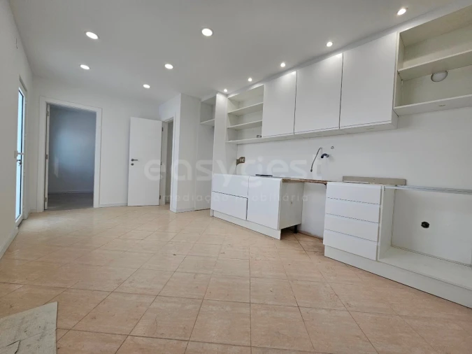 Moradia T3 para Venda em Estômbar e Parchal Foto 17