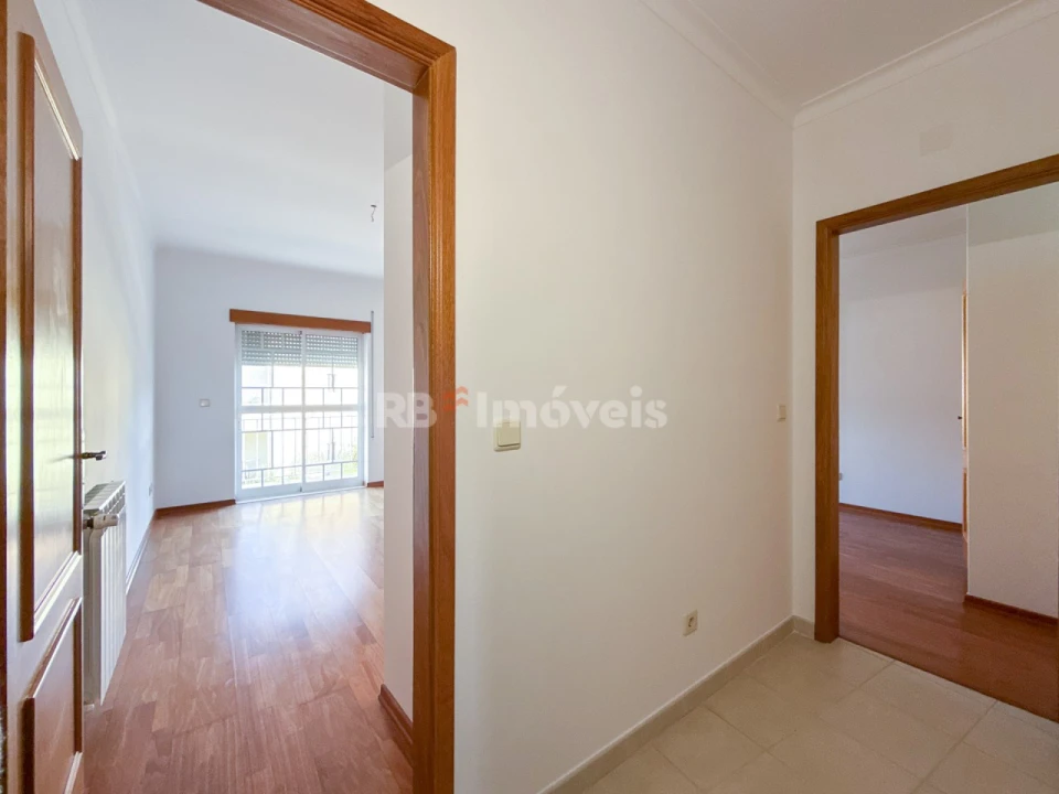 Apartamento T3 para Venda em São João Baptista Foto 4