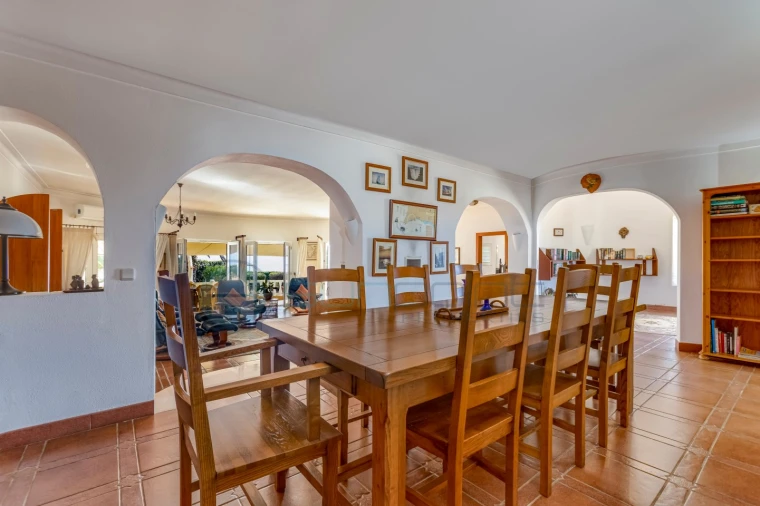 Moradia T4 para Venda em Luz Foto 11