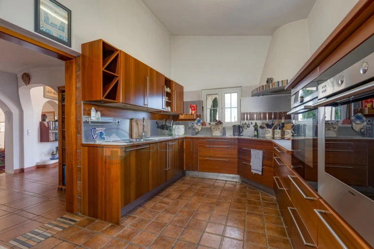 Moradia T4 para Venda em Luz Foto 5