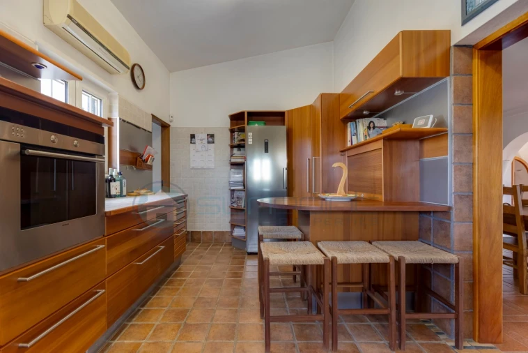 Moradia T4 para Venda em Luz Foto 12