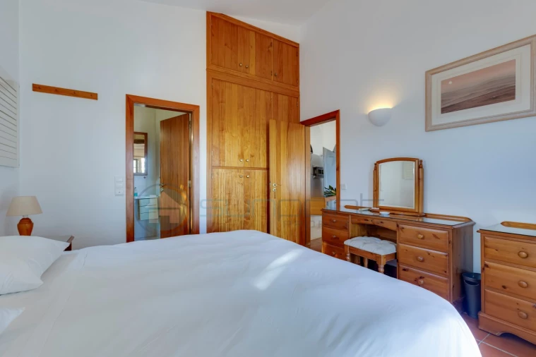 Moradia T4 para Venda em Luz Foto 17