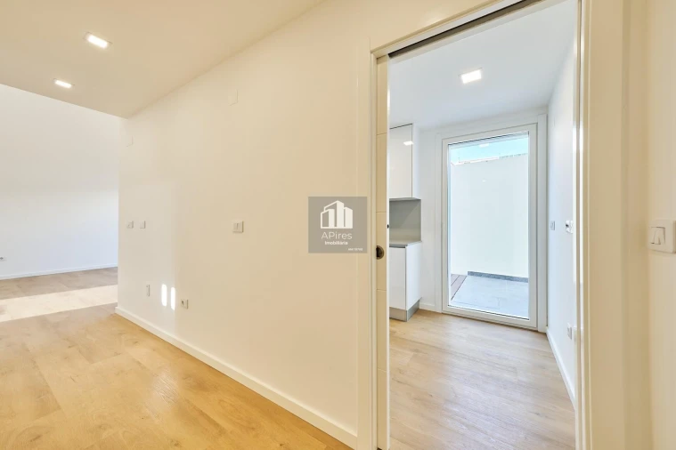 Moradia T3 para Venda em Costa da Caparica Foto 4