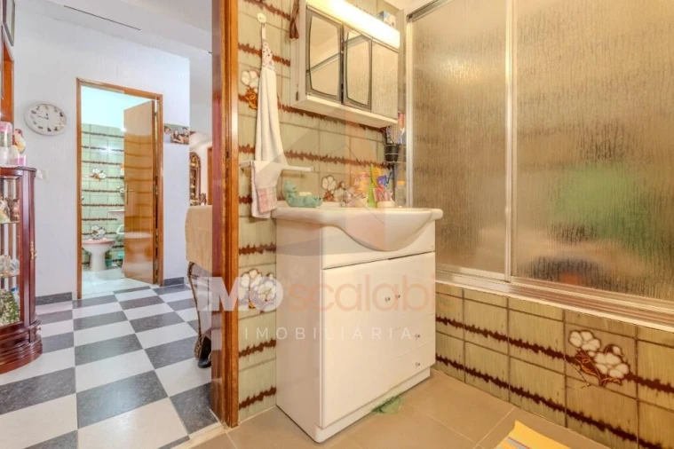 Apartamento T3 para Venda em Carregado e Cadafais Foto 27