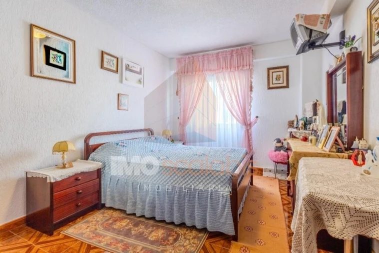 Apartamento T3 para Venda em Carregado e Cadafais Foto 16