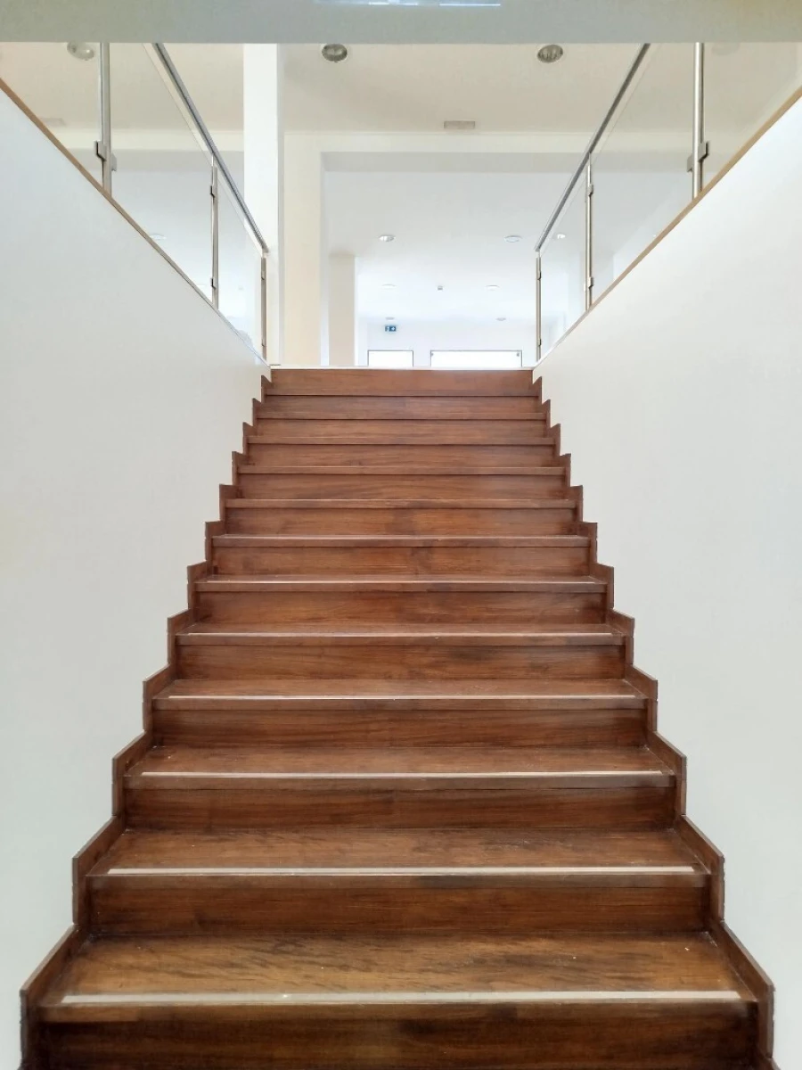 Loja para Arrendamento em São Domingos de Rana Foto 9