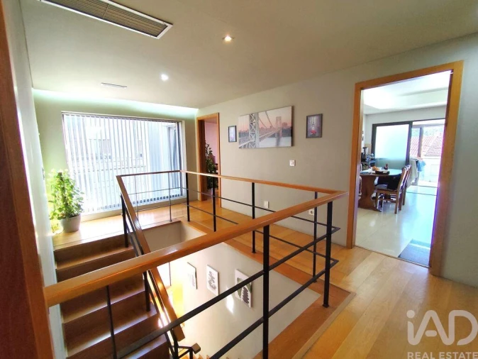 Moradia T3 para Venda em São Felix da Marinha Foto 8