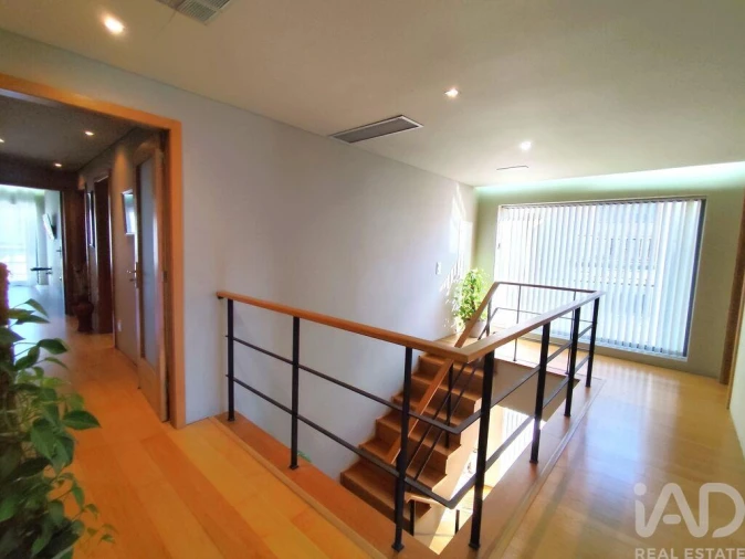 Moradia T3 para Venda em São Felix da Marinha Foto 19