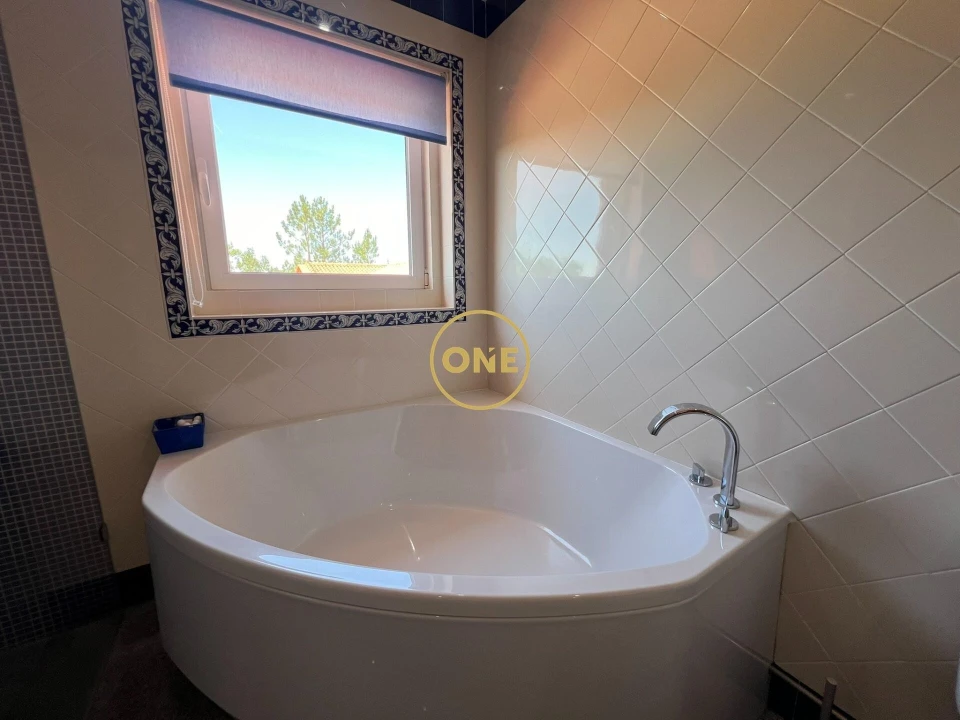 Negócio para Venda em Raposa Foto 209