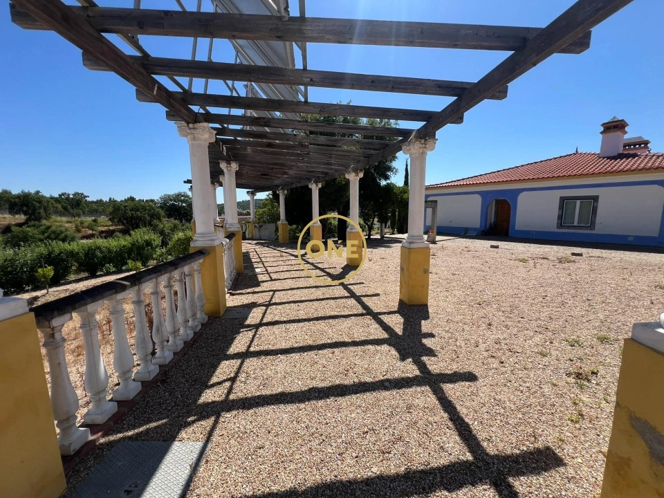 Negócio para Venda em Raposa Foto 93