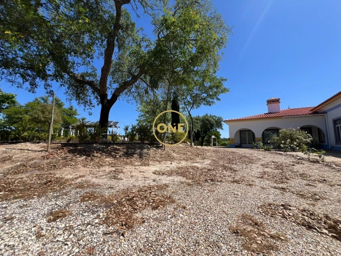 Negócio para Venda em Raposa Foto 89