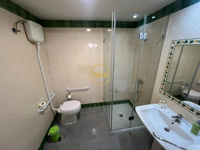 Negócio para Venda em Raposa Foto 175