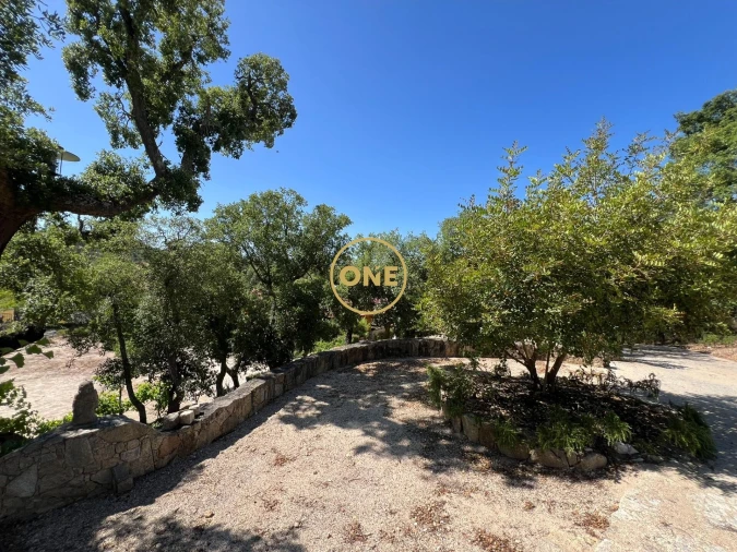 Negócio para Venda em Raposa Foto 18