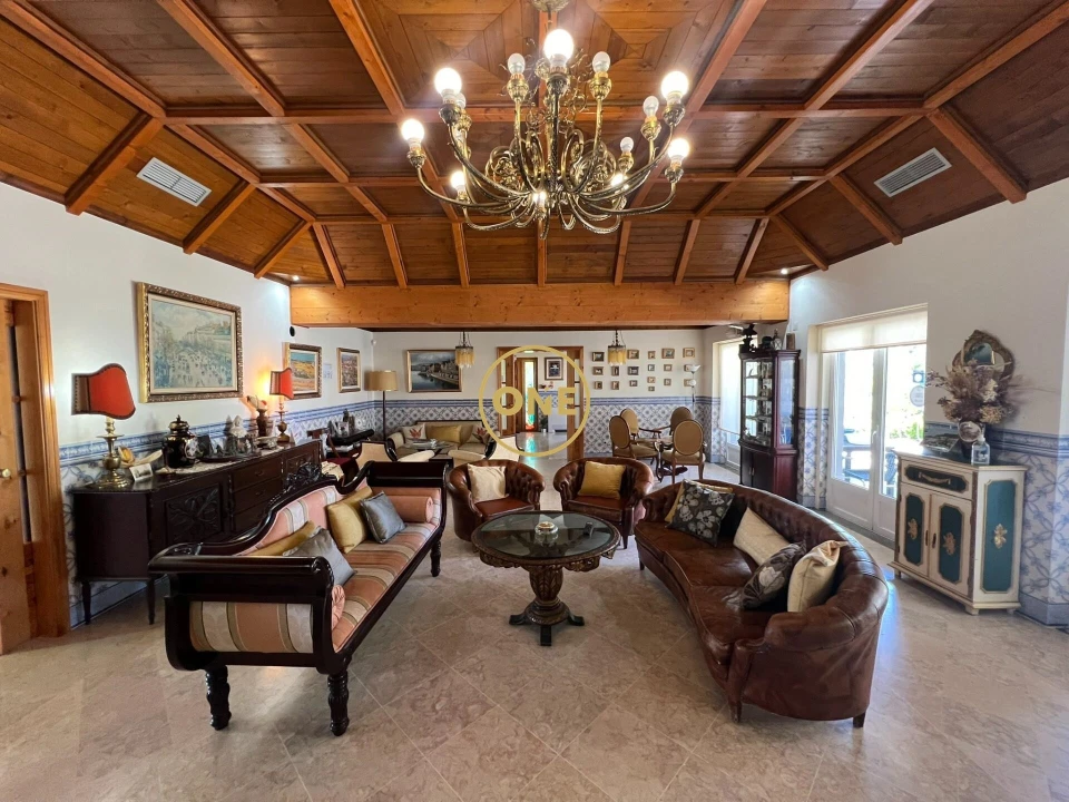 Negócio para Venda em Raposa Foto 130