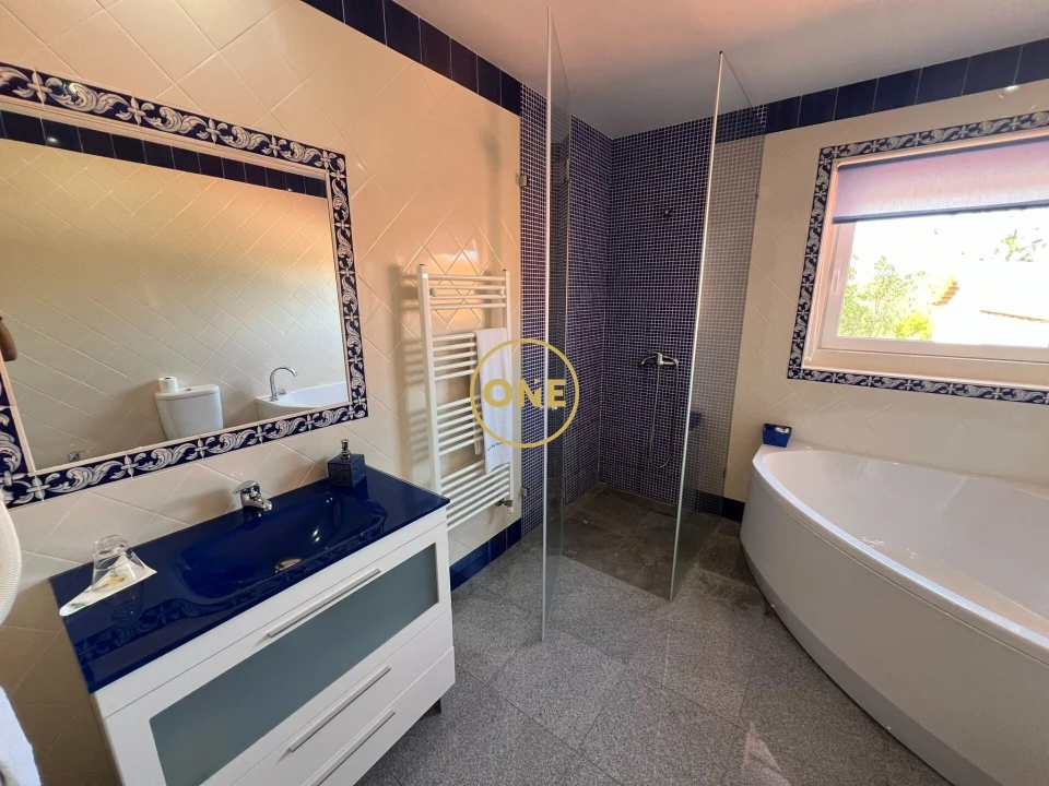 Negócio para Venda em Raposa Foto 210