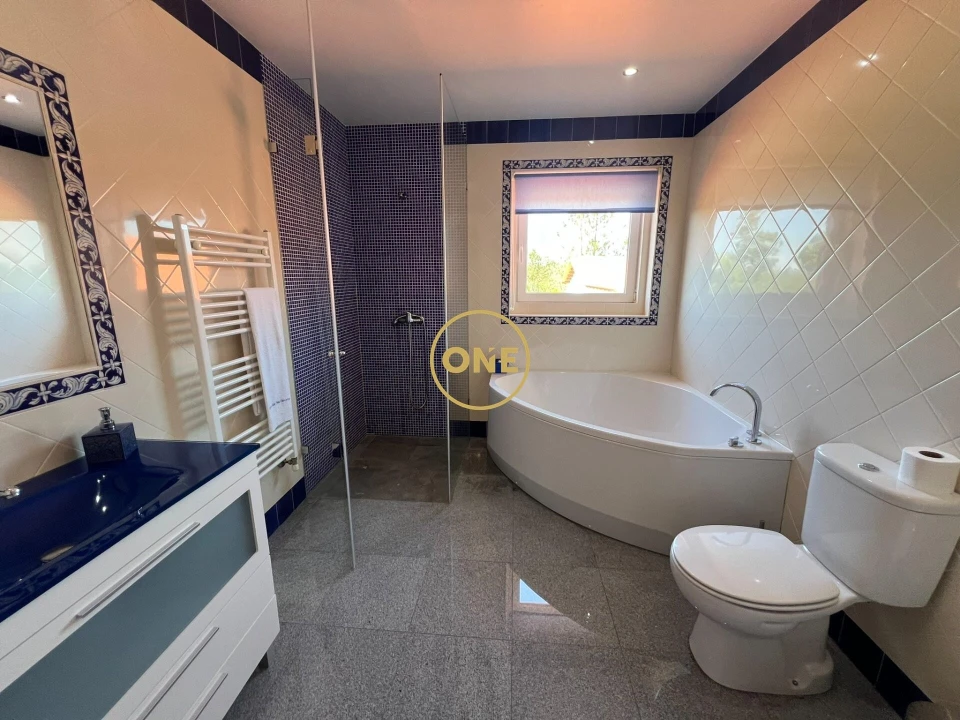 Negócio para Venda em Raposa Foto 208