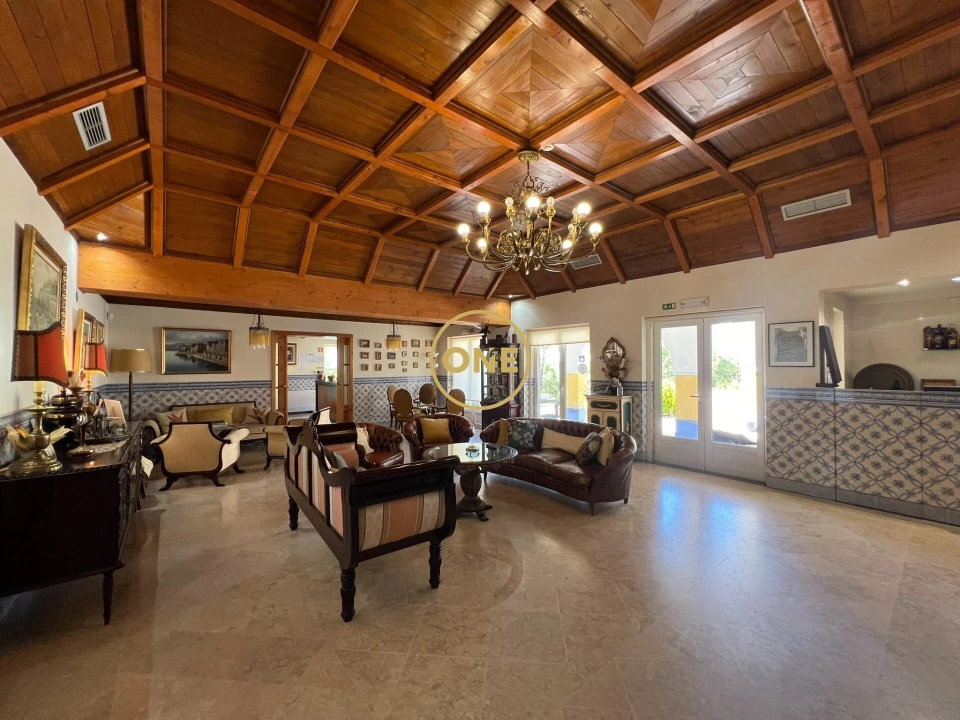 Negócio para Venda em Raposa Foto 135